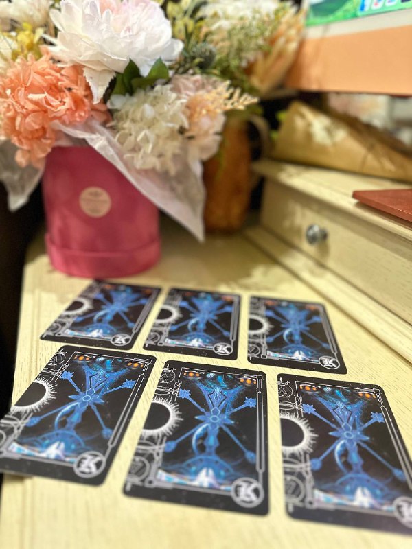 🥧 Ваша подсказка на следующую неделю Выберите карту,